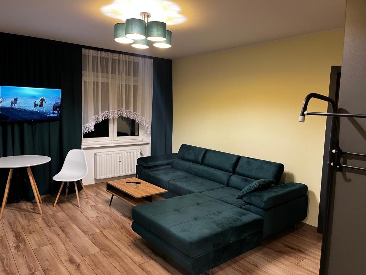 ヤヴォジュノKomfortowy Apartament W Centrumアパートメント エクステリア 写真